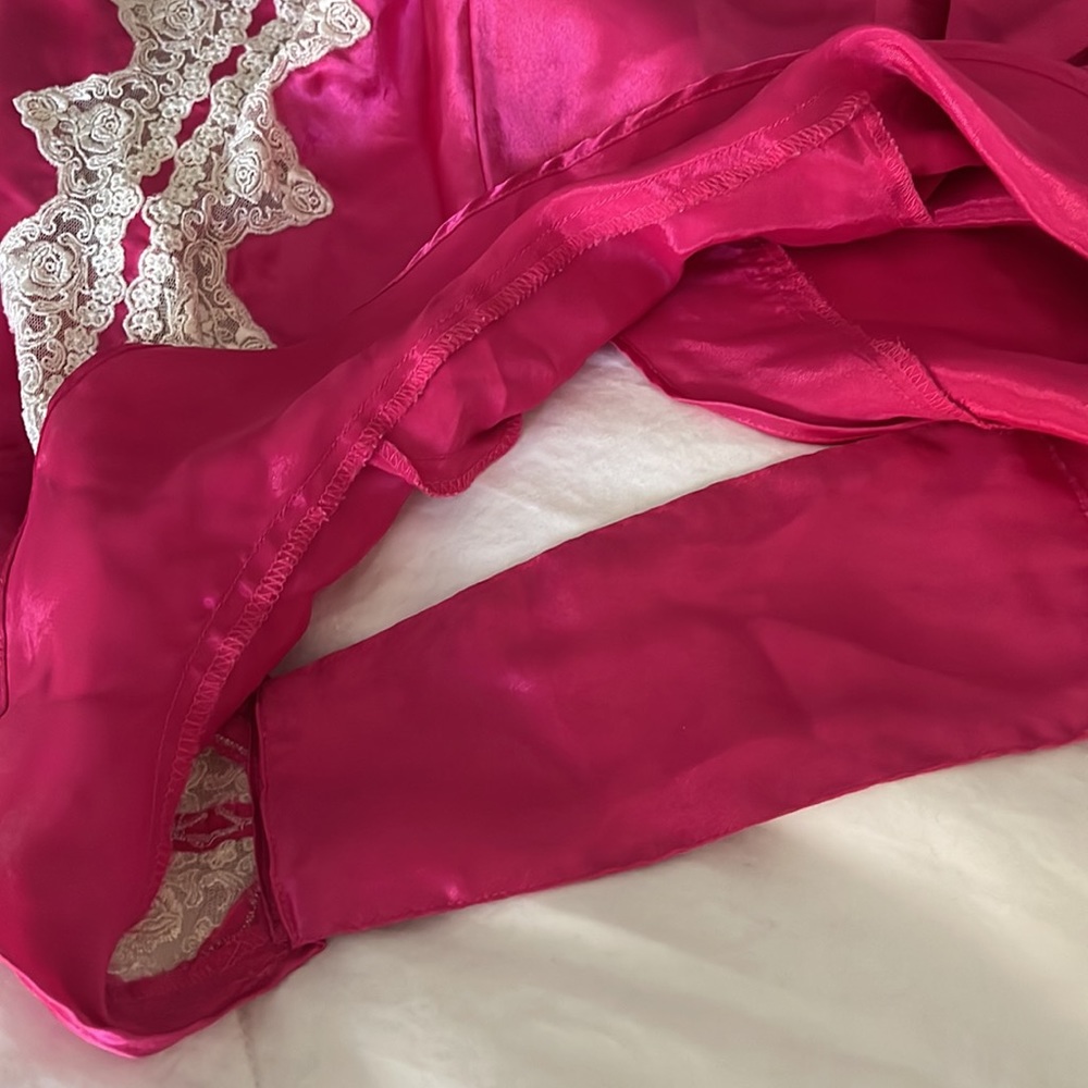 Victoria Secret Gold Label 1990's Fuchsia Teddy Vintage Lingerie size Large. EUC - Picture 14 of 14